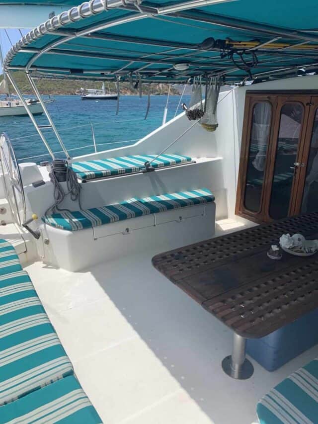 Living on a Boat – Pros and Cons.